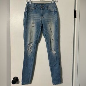 Maurices Light Denim Distressed Jeans Womens XS Regular